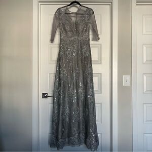 Rickie Freeman for Teri Jon Women’s Size 4 Long Silver Lace Dress 2026-3b10